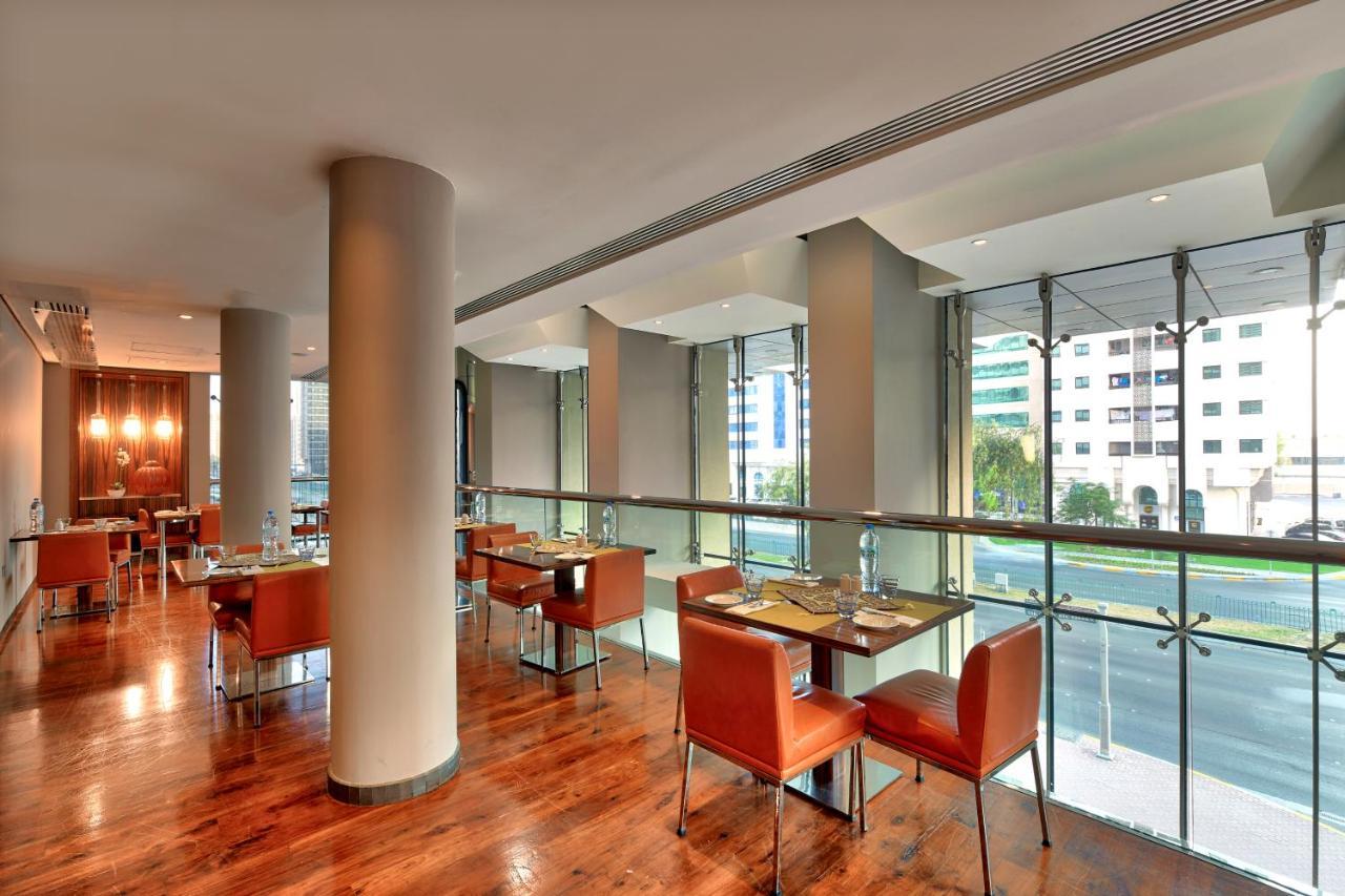 Centro Al Manhal by Rotana Abu Dhabi Exterior foto